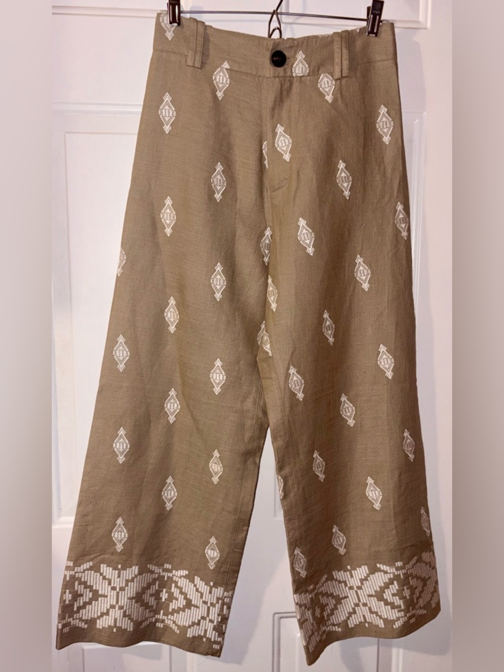Zara Pants Beige Embroidered Wide Leg Cropped Boho Tribal Culotte XS